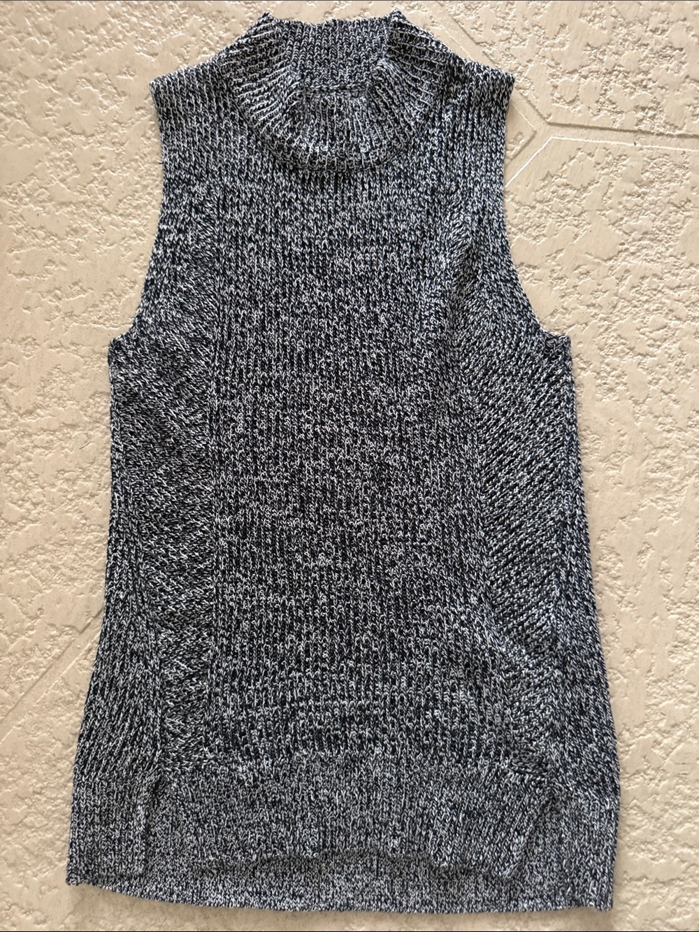 Kenneth Cole Black & White Marled Sleeveless Turtleneck Tank